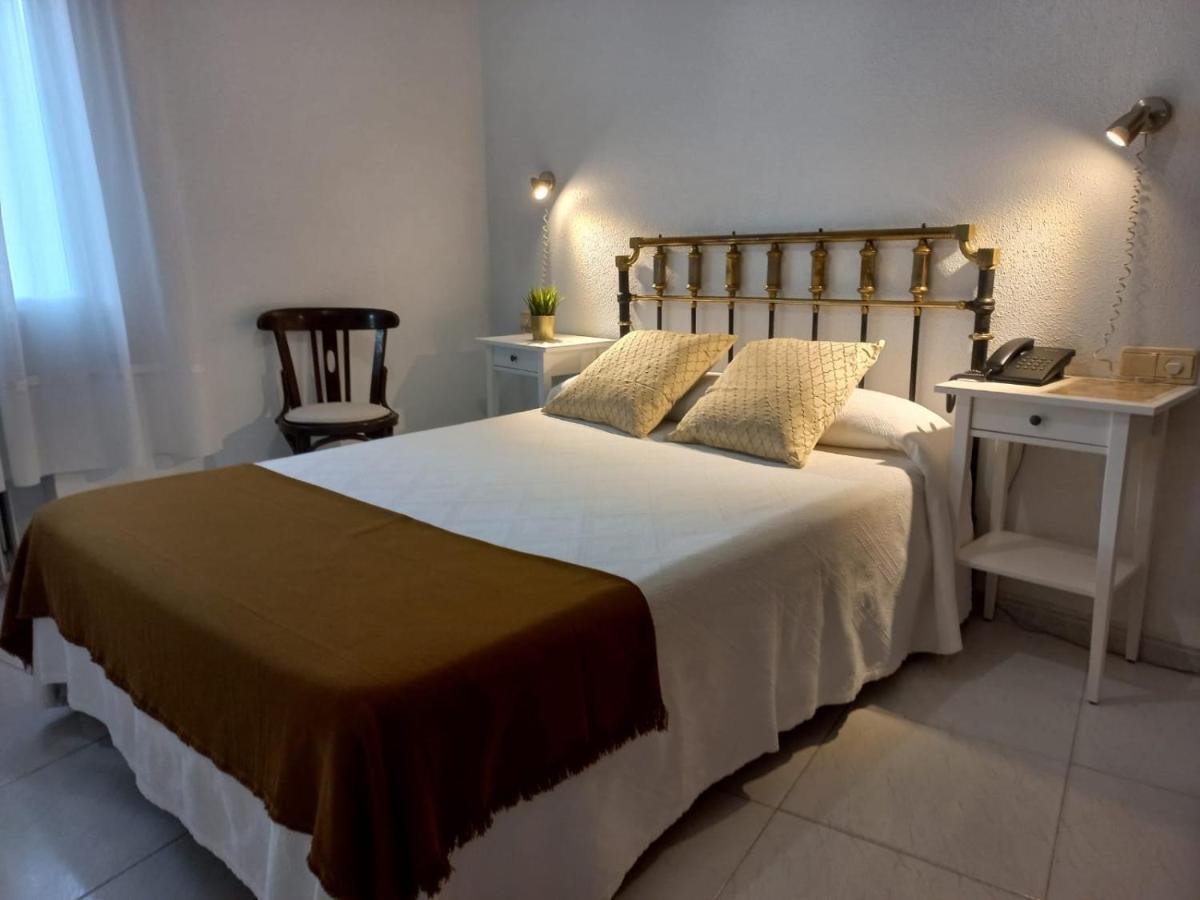 Hotel Rural El Molino Banos De Montemayor Esterno foto