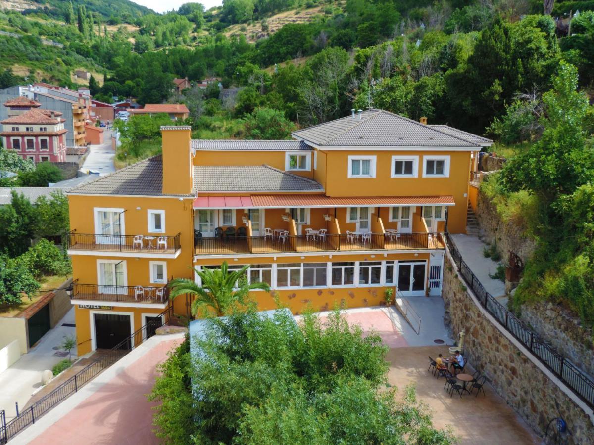 Hotel Rural El Molino Banos De Montemayor Esterno foto